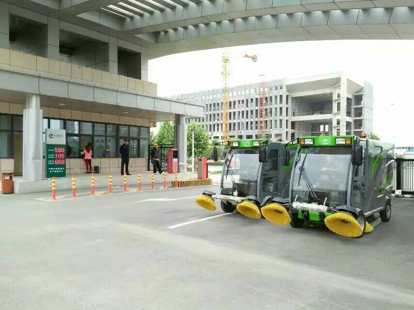【企業(yè)快訊】愛(ài)瑞特掃地車(chē)全新來(lái)襲，開(kāi)創(chuàng)廠區(qū)清掃新革命！